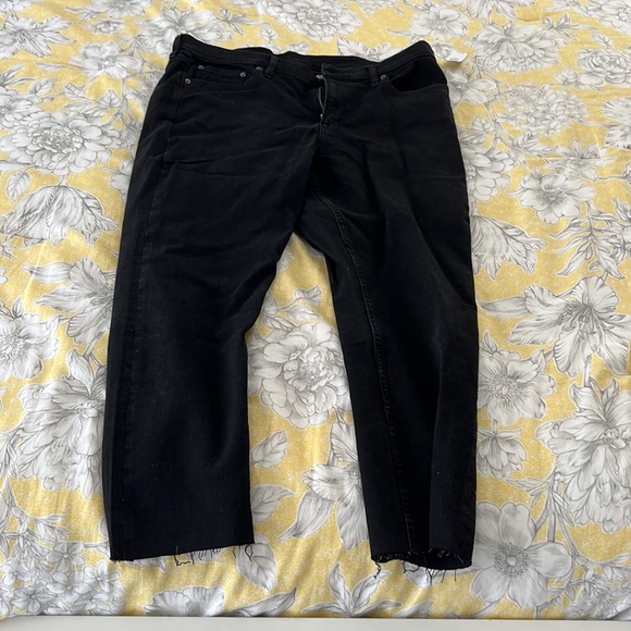 NWT Gap Mid Rise Vintage Slim Jeans with Washwell (Black) - Picture 4 of 8